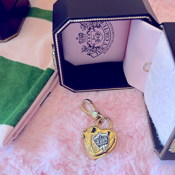 JUICY COUTURE HEART PADLOCK CHARM- RARE🔓🩷✨Gold - Picture 8 of 11